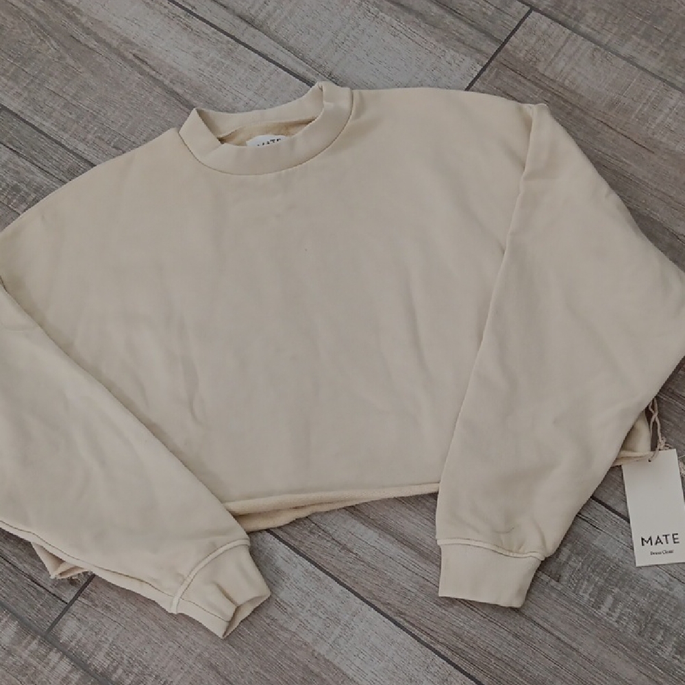MATE..ORGANIC COTTON CROPPED VINTAGE SWEATSHIRT..oversized